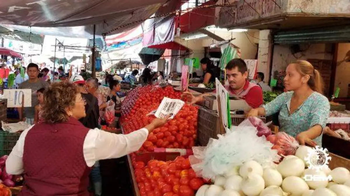 Acapulco - Adela Roman recorre el mercado Central 3